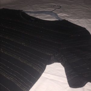 Black and gold t shirt from forever 21